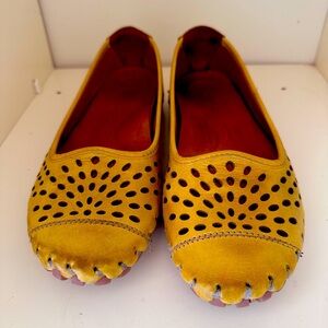 Summer is here! Cute and Volkes Walkers Sally Slip ons!